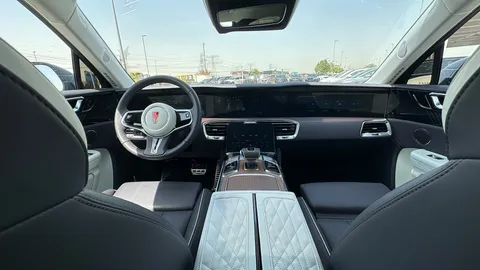 Hongqi E-HS9 Deluxe (6 Seats) 2022