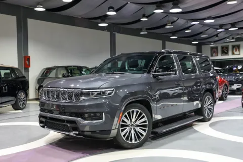 Discover undefined undefined Exterior Interior Images.Find all aspects and details of cars.