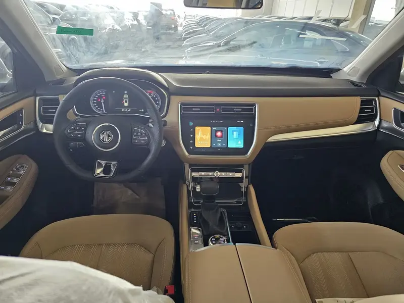 Discover undefined undefined Exterior Interior Images.Find all aspects and details of cars.