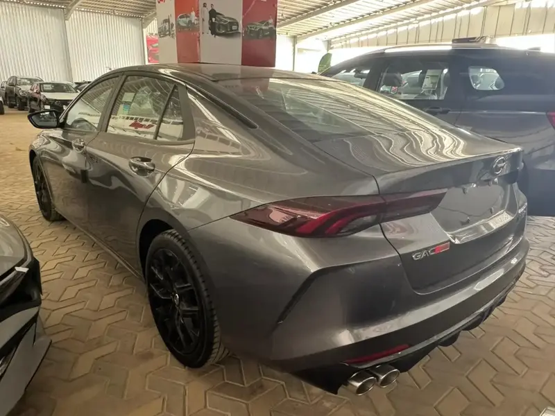 Discover undefined undefined Exterior Interior Images.Find all aspects and details of cars.