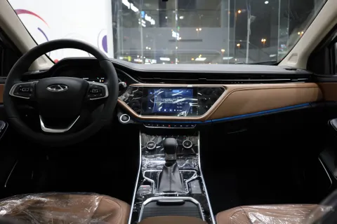 Discover undefined undefined Exterior Interior Images.Find all aspects and details of cars.