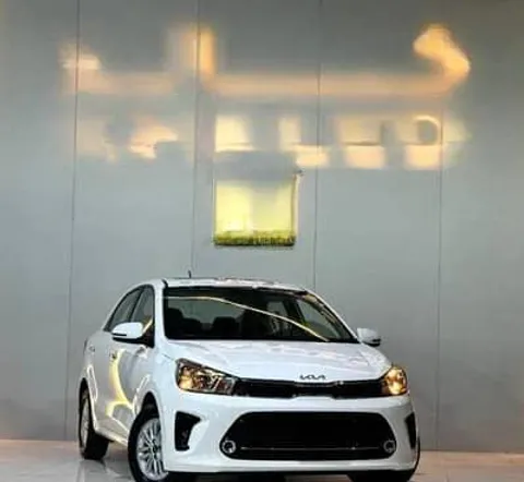 Discover undefined undefined Exterior Interior Images.Find all aspects and details of cars.
