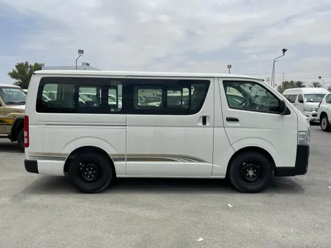 New Toyota Hiace 2.5L Commuter M/T 2024