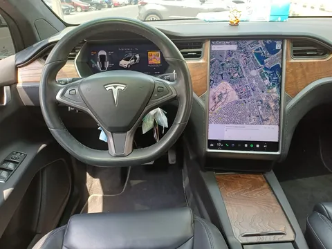 Tesla Model X Long Range (AWD) 2020