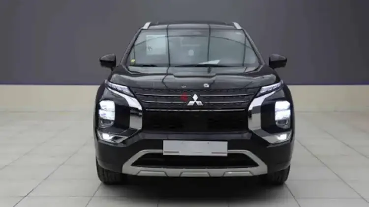 mitsubishi mitsubishi-outlander image New Mitsubishi Outlander 2024