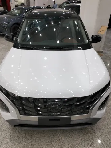 Discover undefined undefined Exterior Interior Images.Find all aspects and details of cars.