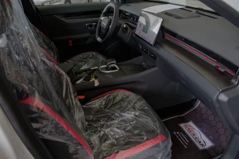 Discover undefined undefined Exterior Interior Images.Find all aspects and details of cars.