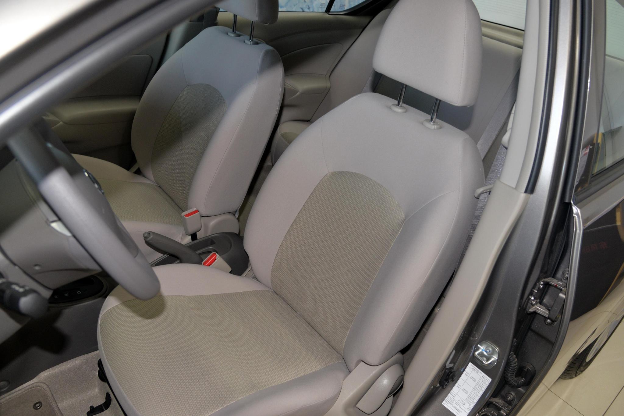 Discover Nissan Nissan Sunny Exterior Interior Images.Find all aspects and details of cars.