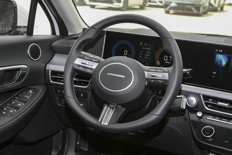 https://gcc-1307444343.cos.accelerate.myqcloud.com/gallery/04fd7f66c3e3b5d9bc0f973685554d2a.jpg