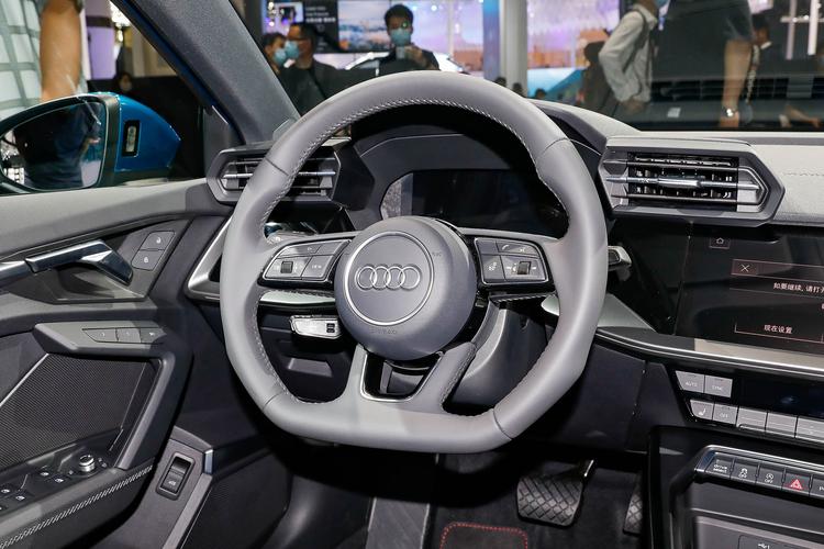 https://gcc-1307444343.cos.accelerate.myqcloud.com/gallery/052697725bcdab19959a7154251ee80b.jpg