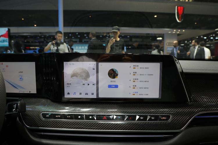 https://gcc-1307444343.cos.accelerate.myqcloud.com/gallery/0c49feed02ca0e15930427c42c95e146.jpg