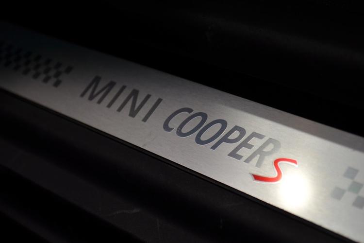 https://gcc-1307444343.cos.accelerate.myqcloud.com/gallery/3095338c4c958d33e8fdf9c4856276ee.jpg