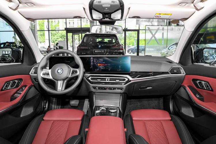 https://gcc-1307444343.cos.accelerate.myqcloud.com/gallery/3d8b96e86b003fca30d55491ca762741.jpg