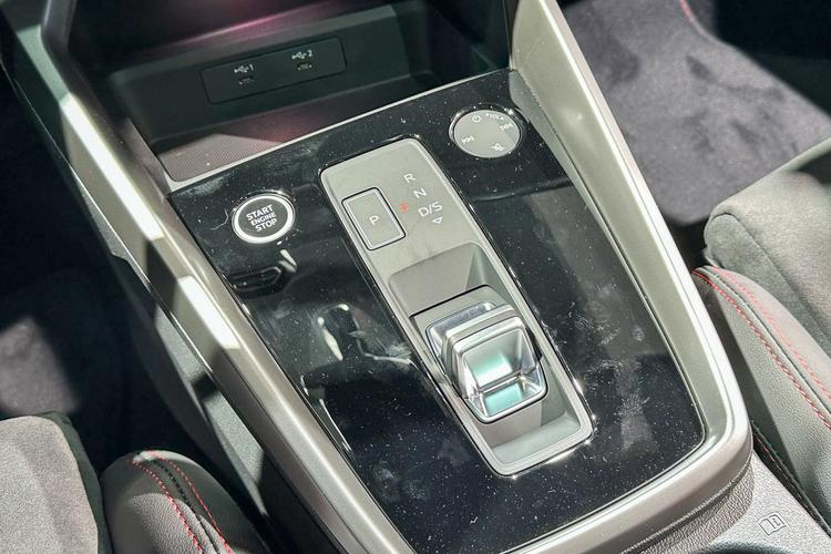 https://gcc-1307444343.cos.accelerate.myqcloud.com/gallery/47cf7dc6a1dbb124bd8c1727f31fc132.jpg