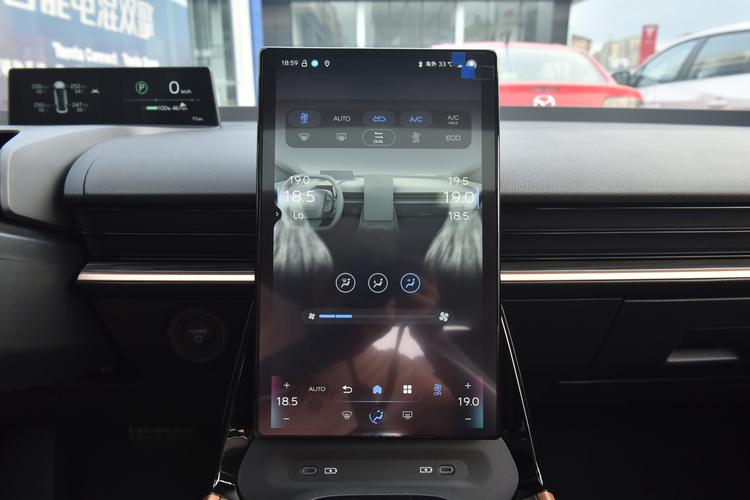 https://gcc-1307444343.cos.accelerate.myqcloud.com/gallery/4aa3bbda938fa26838fdb7151e1af389.jpg