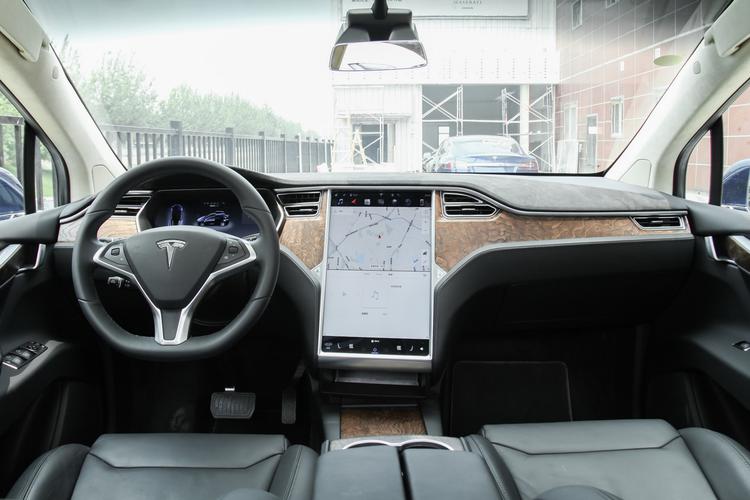 https://gcc-1307444343.cos.accelerate.myqcloud.com/gallery/5e924e8835f180d45990ae81d342495f.jpg