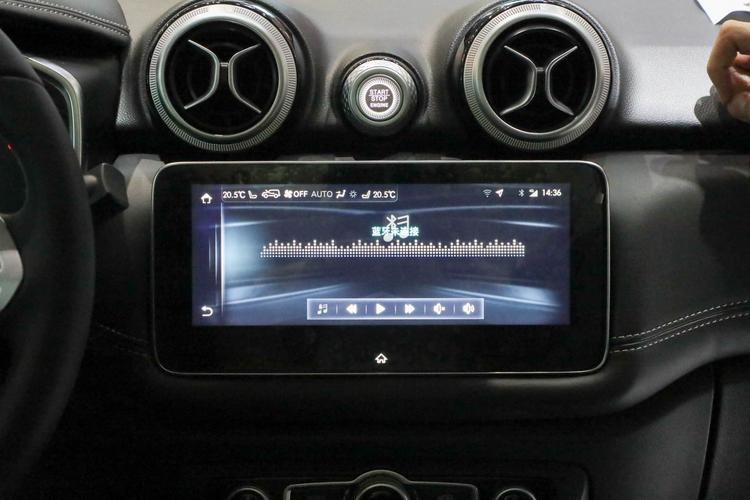 https://gcc-1307444343.cos.accelerate.myqcloud.com/gallery/6301bb32243529e4ef567cca654472df.jpg
