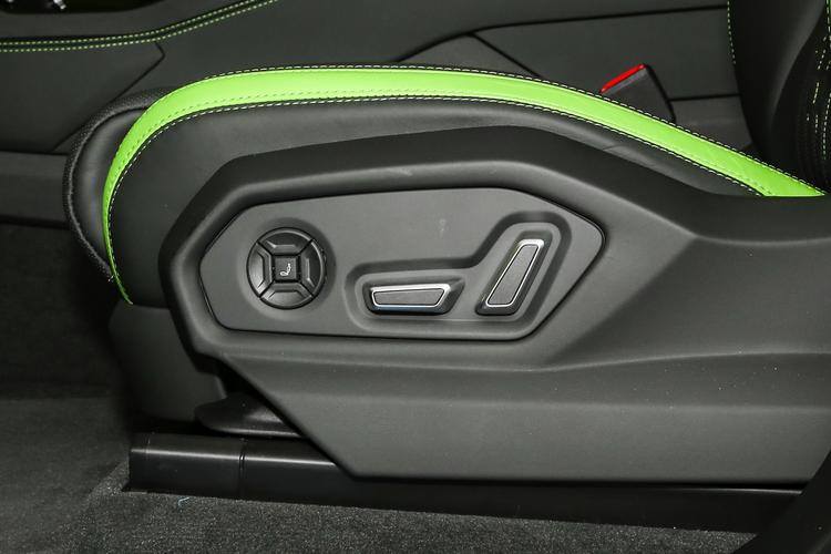 https://gcc-1307444343.cos.accelerate.myqcloud.com/gallery/6ad4b07e7c64d6b75410ac551633de60.jpg