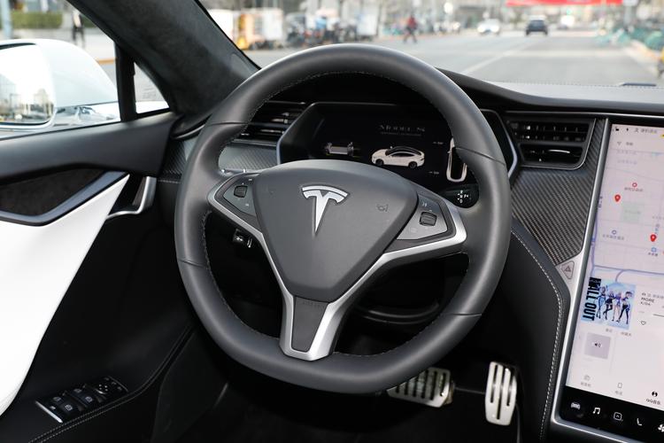 https://gcc-1307444343.cos.accelerate.myqcloud.com/gallery/8b70b0a0c16f0d36e9877589585718d0.jpg