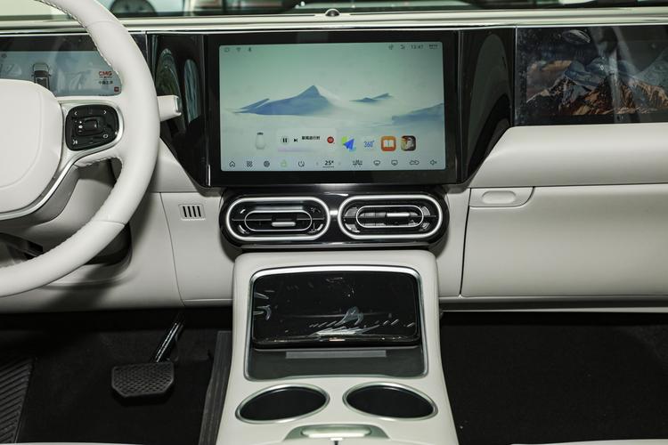 https://gcc-1307444343.cos.accelerate.myqcloud.com/gallery/a2bd980d9121939fd26a7c2ce21057fa.jpg
