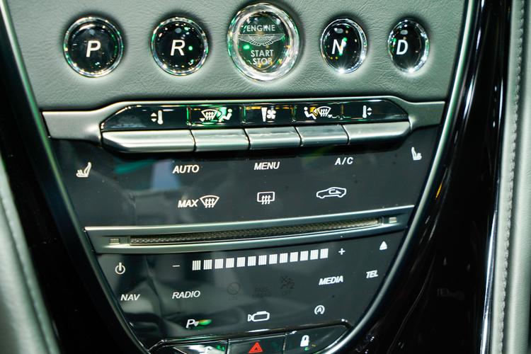 https://gcc-1307444343.cos.accelerate.myqcloud.com/gallery/aabce484c66a1bbe267321a7c31808e8.jpg