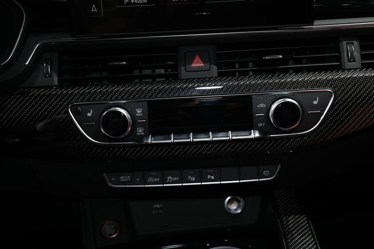 https://gcc-1307444343.cos.accelerate.myqcloud.com/gallery/cee67b71f64d570200f9d4d07811ee5e.jpg