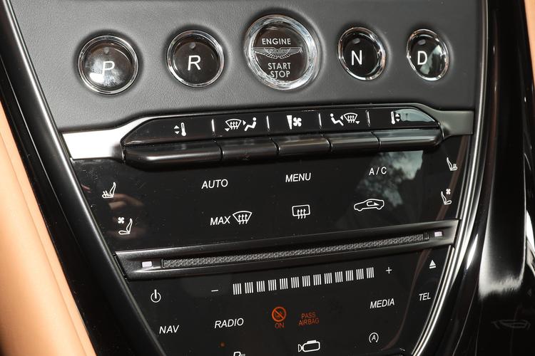 https://gcc-1307444343.cos.accelerate.myqcloud.com/gallery/d6c10326402f2b3814621455c9cea699.jpg