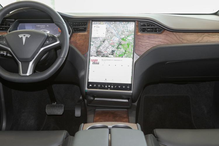 https://gcc-1307444343.cos.accelerate.myqcloud.com/gallery/d8c017f3d3ca4b6089f203ec8daf6923.jpg
