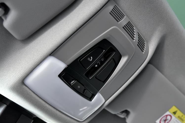 https://gcc-1307444343.cos.accelerate.myqcloud.com/gallery/e73d1c7a680106c9ddf8099dac75355a.jpg