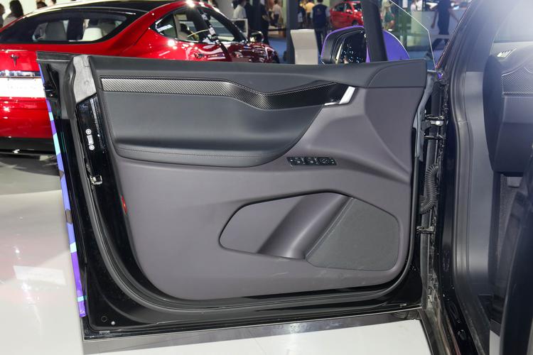 https://gcc-1307444343.cos.accelerate.myqcloud.com/gallery/f8f23dcb2019e9cb068005ba7c08ff34.jpg