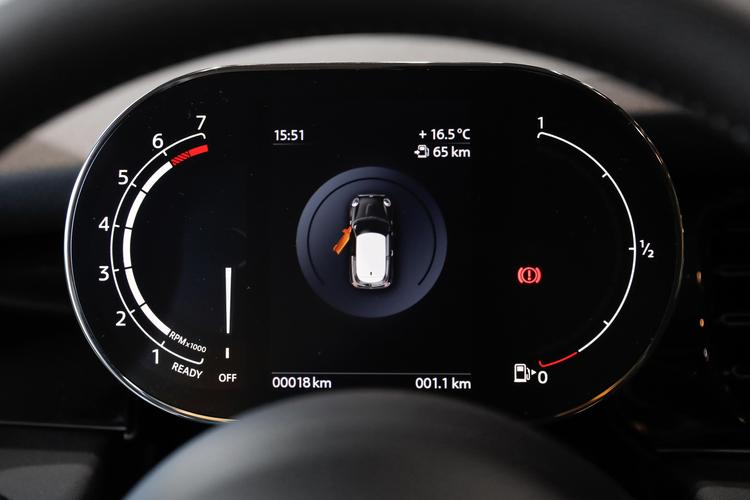 https://gcc-1307444343.cos.accelerate.myqcloud.com/gallery/fbf0ebe5e243f56f45ad71b5cd42ab37.jpg