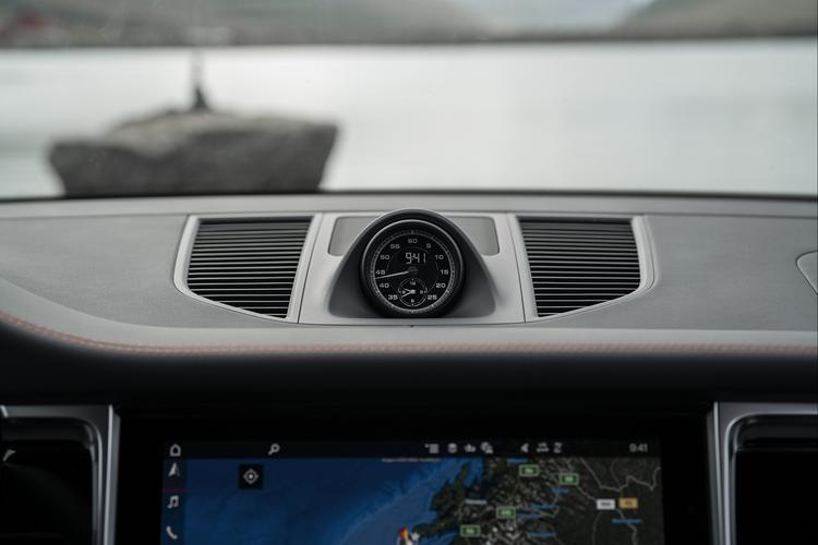 https://gcc-1307444343.cos.accelerate.myqcloud.com/gallery/fed58b83dd5bf54558db1261f03511fd.jpg
