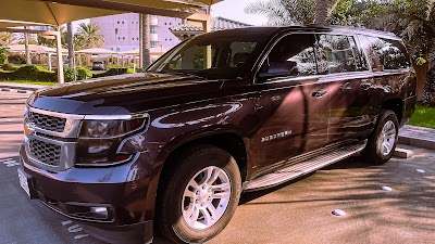  اكتشف خدمات السيارات والماركات المدعومة ووسائل الراحة التي يقدمها ABC Limousine في Manama. تضمن شبكتنا خدمة مهنية وسريعة لتلبية جميع احتياجاتك بكفاءة.