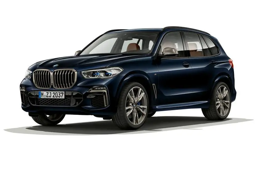 استكشف  بي أم دبليو  بي أم دبليو X5 BMW X5 2023 40i xDrive الصور الخارجية والداخلية. اكتشف جميع جوانب وتفاصيل السيارات.