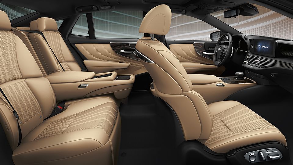 Discover Lexus Lexus LS Exterior Interior Images.Find all aspects and details of cars.