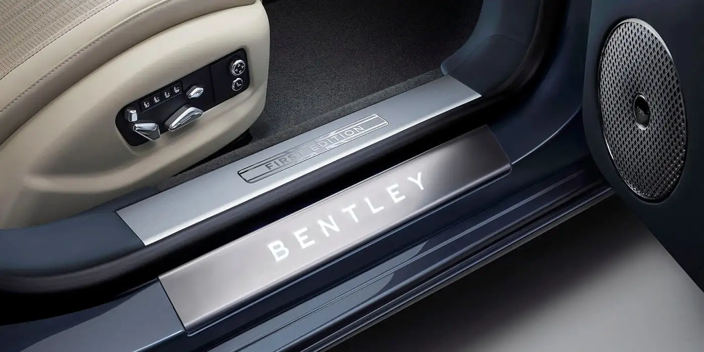 Discover Bentley Bentley Flying Spur Exterior Interior Images.Find all aspects and details of cars.