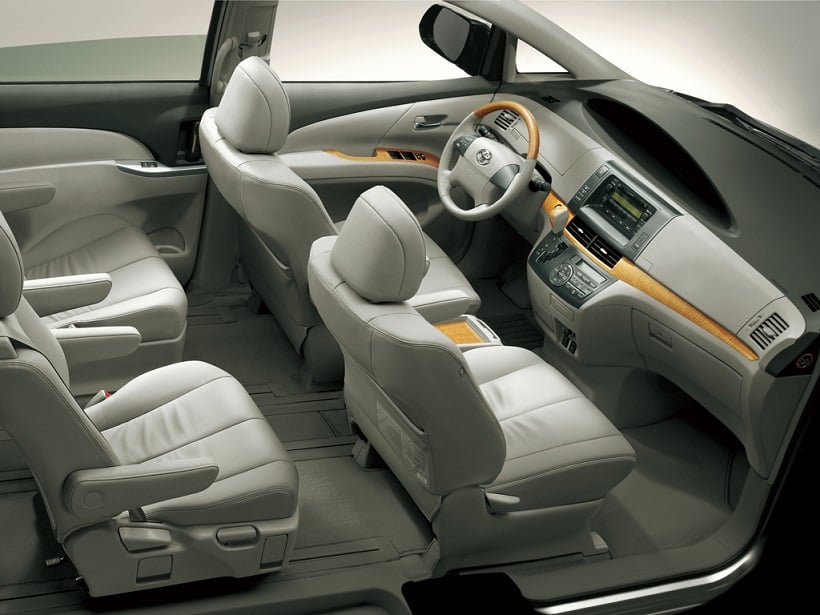 Discover Toyota Toyota Previa Exterior Interior Images.Find all aspects and details of cars.