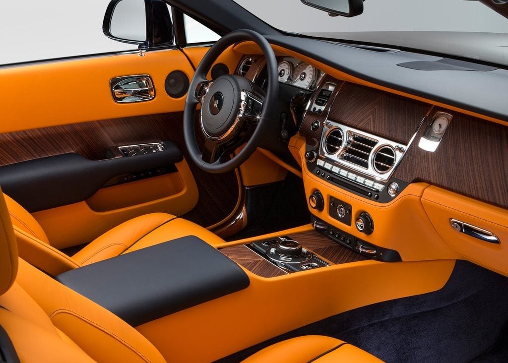 Discover Rolls-Royce Rolls-Royce Dawn Exterior Interior Images.Find all aspects and details of cars.