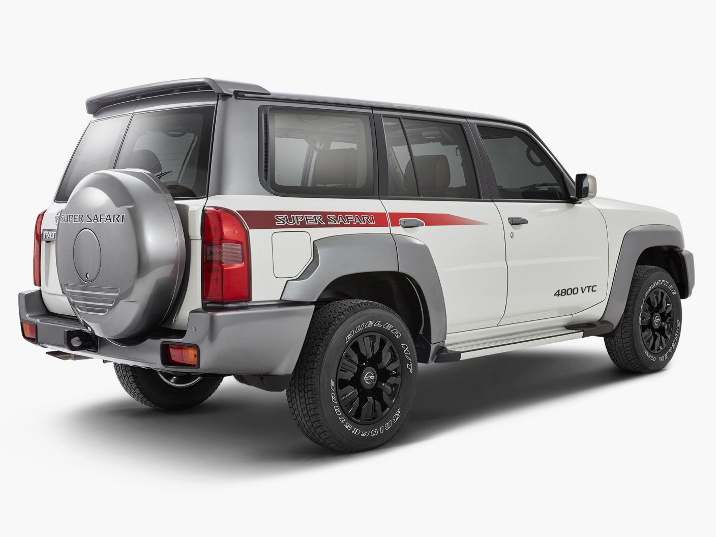 Discover Nissan Nissan Patrol Super Safari Exterior Interior Images.Find all aspects and details of cars.