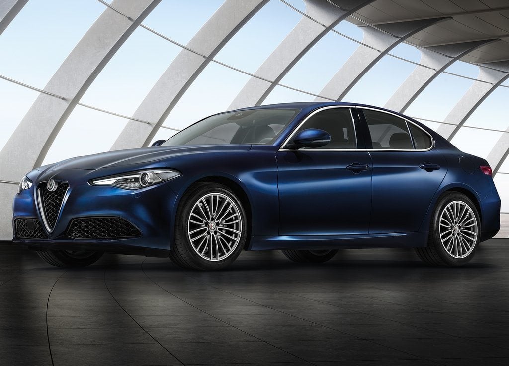 Discover Alfa Romeo Alfa Romeo Giulia Exterior Interior Images.Find all aspects and details of cars.