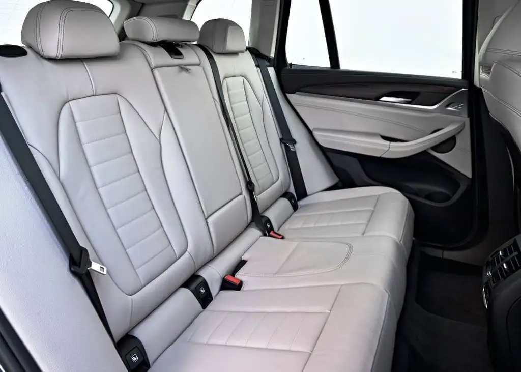 Discover BMW BMW X3 Exterior Interior Images.Find all aspects and details of cars.