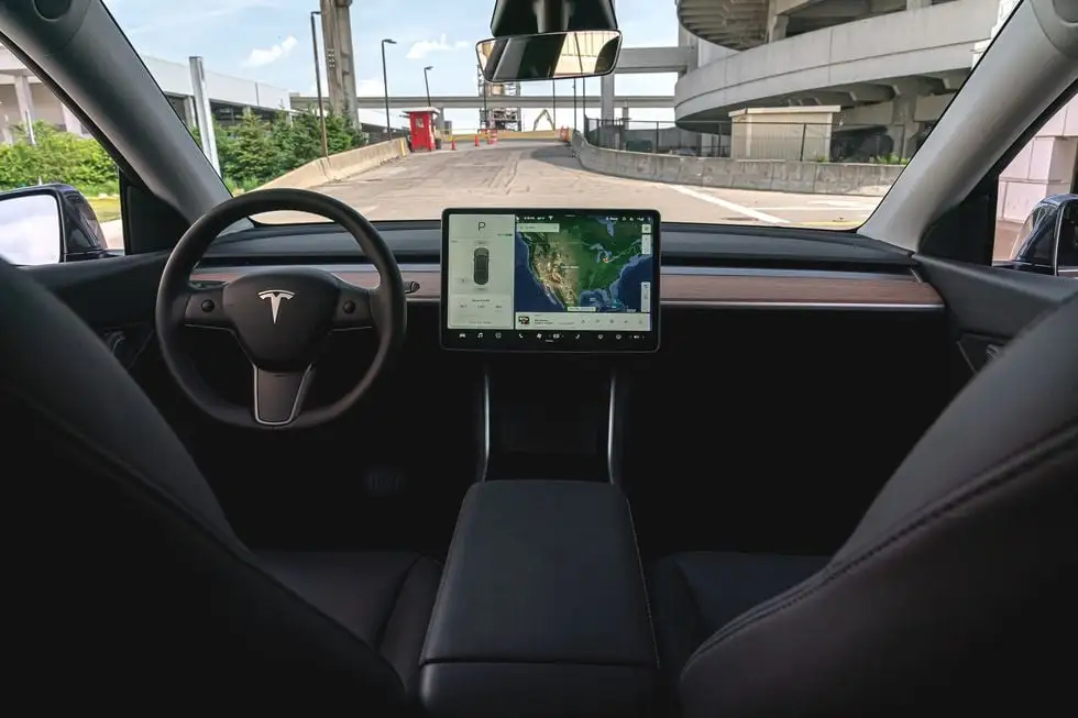 Discover Tesla Tesla Model Y Exterior Interior Images.Find all aspects and details of cars.