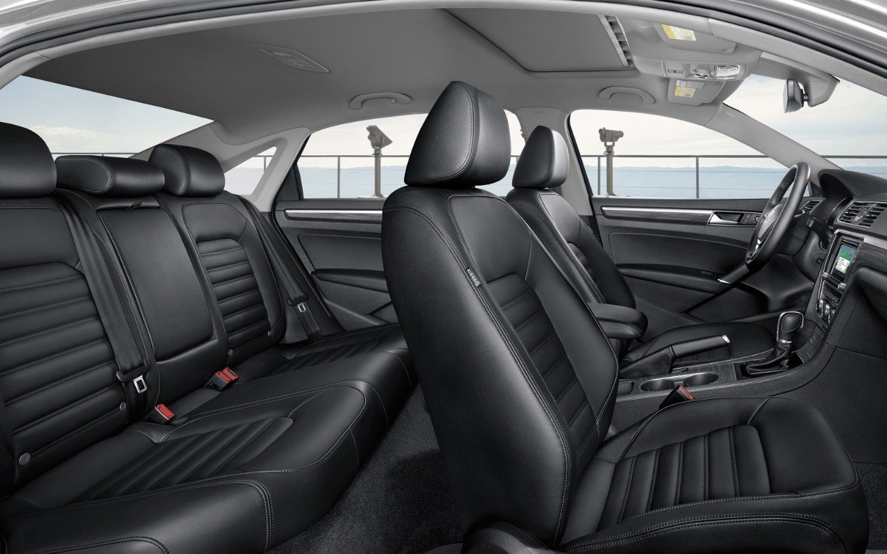 Discover Volkswagen Volkswagen Passat Exterior Interior Images.Find all aspects and details of cars.