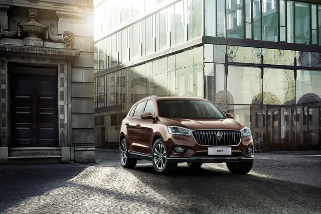 Discover Borgward Borgward BX7 Exterior Interior Images.Find all aspects and details of cars.