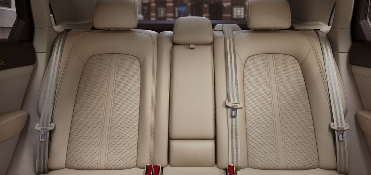 Discover Lincoln Lincoln MKZ Exterior Interior Images.Find all aspects and details of cars.