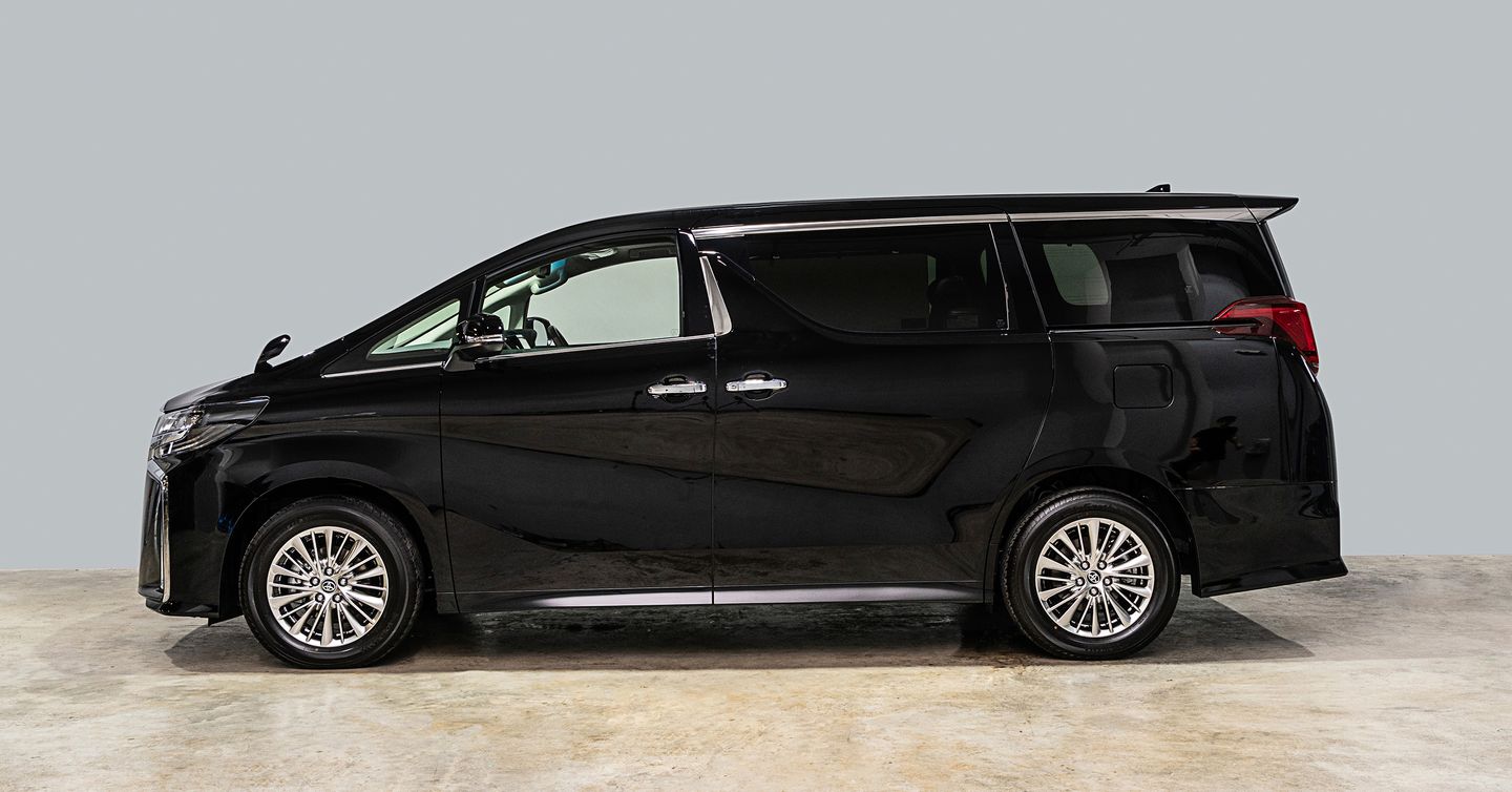 Discover Toyota Toyota Alphard Exterior Interior Images.Find all aspects and details of cars.