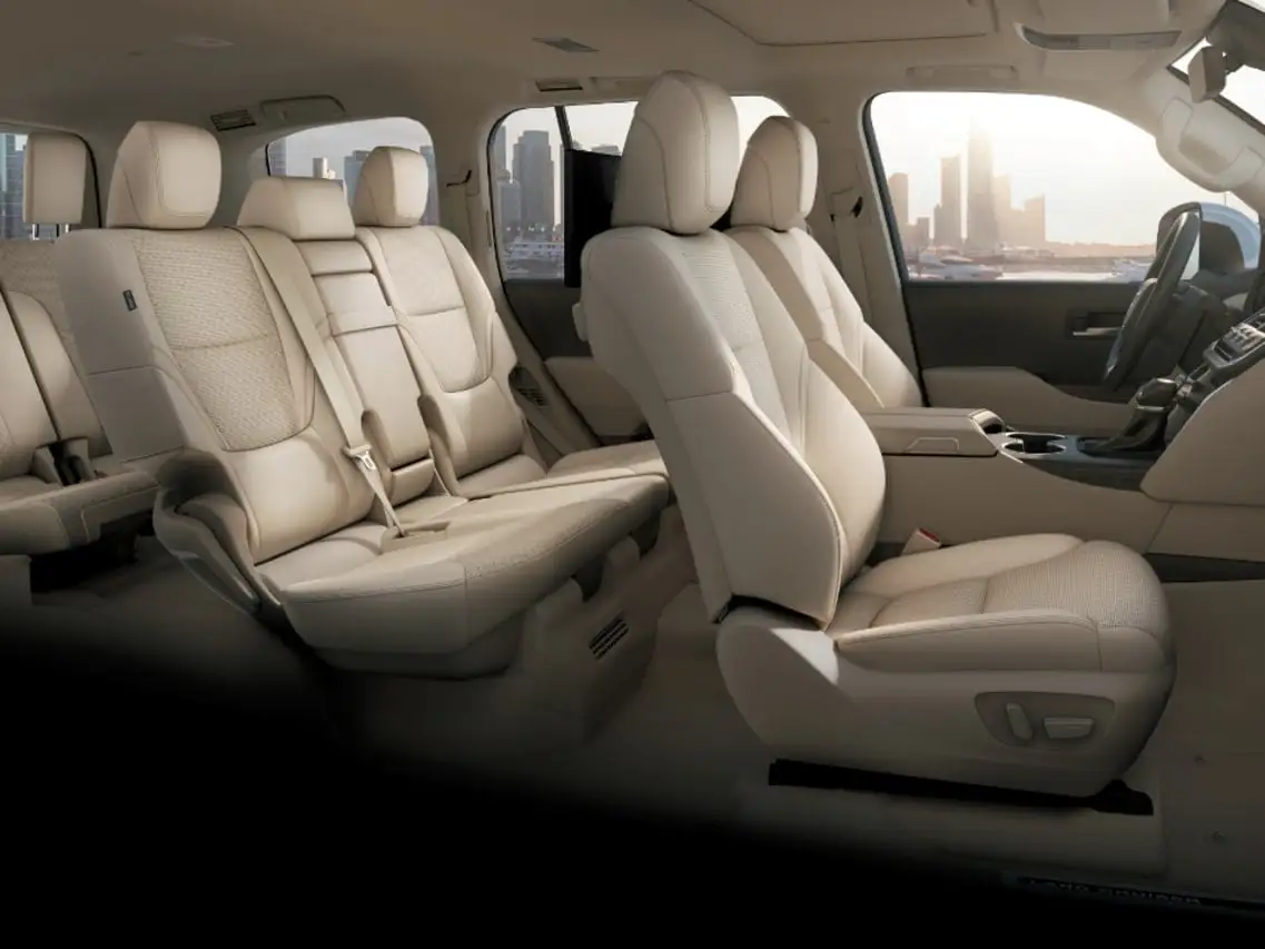 Discover Toyota Toyota Land Cruiser Exterior Interior Images.Find all aspects and details of cars.