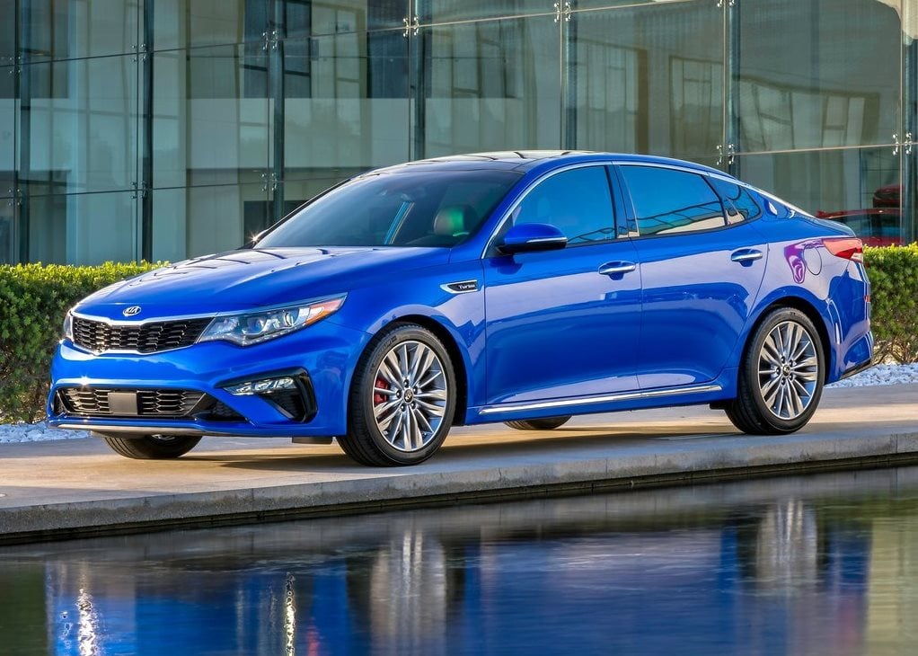 Discover Kia Kia Optima Exterior Interior Images.Find all aspects and details of cars.