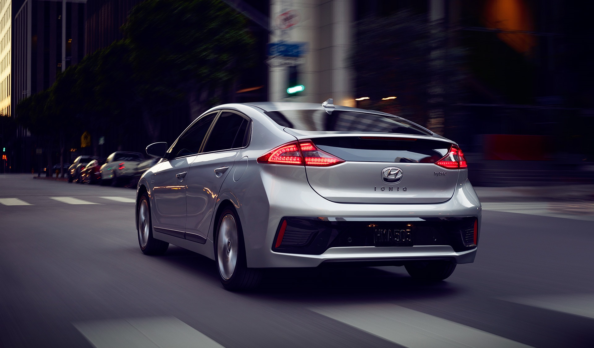 Discover Hyundai Hyundai Ioniq Exterior Interior Images.Find all aspects and details of cars.