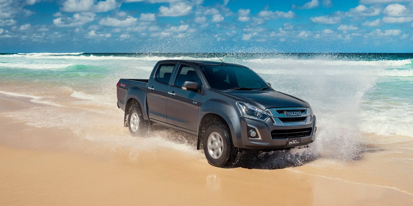 Discover ISUZU Isuzu DMax Exterior Interior Images.Find all aspects and details of cars.